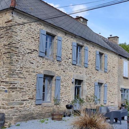 Villa Les Volets Gris La Croix-Helléan Exterior foto