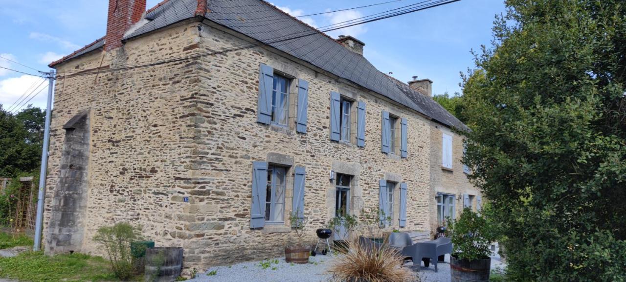 Villa Les Volets Gris La Croix-Helléan Exterior foto